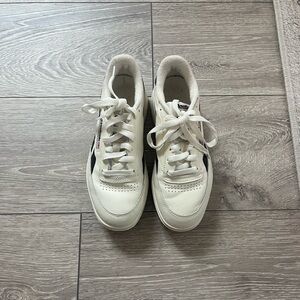 Reebok White and Black Sneakers